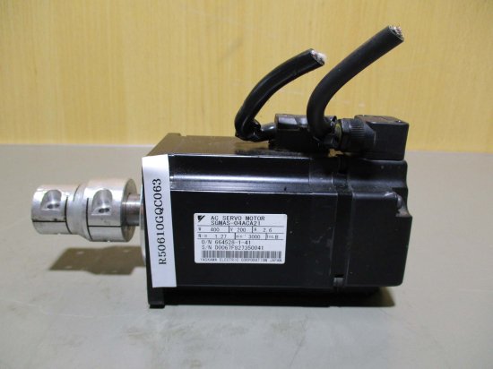 ◇【945】YASKAWA AC SERVO MOTOR SGMAS-04ACA2C 安川電機【在庫1】-