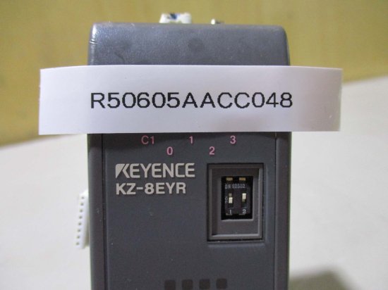 中古 KEYENCE KZ-8EYR 超小型パッケージタイプPLC 拡張ユニット リレー出力8点 [2個セット] - growdesystem