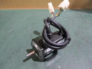 Omron Servo Motor U03030HA Motor, 0,42A 30W 200V