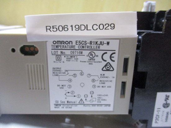 中古 OMRON サーマックS 電子温度調節器(プラグインタイプ) E5CS-R1KJU-W AC100-240 - growdesystem