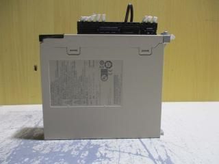  YASKAWA SGD7S-1R6A00A 200-240V ʥŰѥ륹ܥѥå 