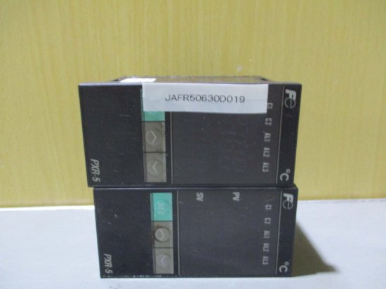 中古 FUJI TEMPERATURE CONTROLLER PXR5TAA1-LY03A 温度調節器 ＜2個＞ - growdesystem