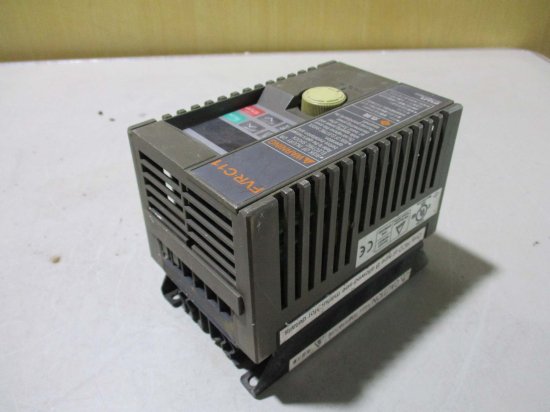 中古 FUJI 富士電機 インバータFVR 0. 4C11S-2 200-230V - growdesystem