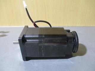  SANYO DENKI 103F7851-70XQ42 0.75A StepSyn ƥåץ⡼