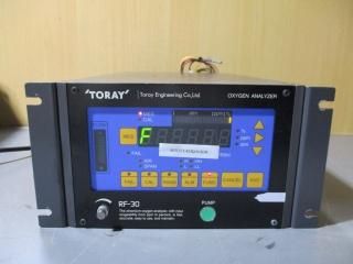  TORAY RF-30 Compact Oxygen Analyzer OK
