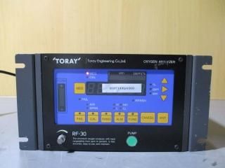  TORAY RF-30 Compact Oxygen Analyzer OK