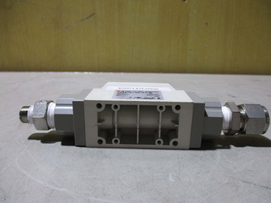 中古 SMC FLOW SWITCH PF2A721-03-27-M - growdesystem