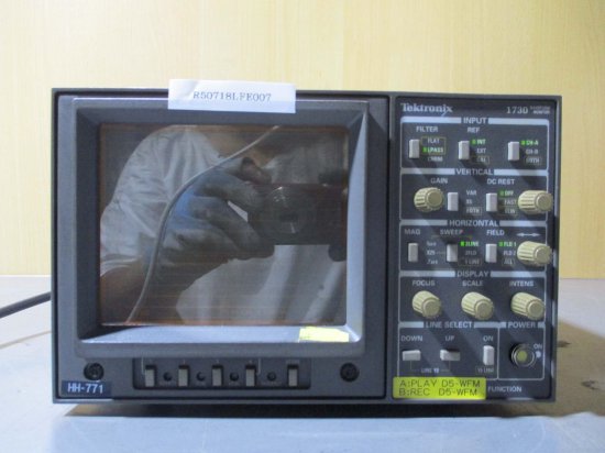 中古 Tektronix 1730 Waveform / Vector Monitor ＜通電OK＞ - growdesystem