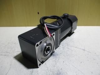  ORIENTAL MOTOR AC MAGNETIC BRAKE MOTOR 5IK90GE-SW2M/GEAR HEAD 5GE120HH