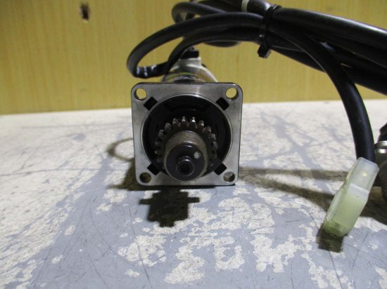 中古 SANYO DENKI DC SERVO MOTOR L407-E39EL7 3相ステッピングモータ70W - growdesystem