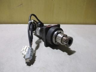  YASKAWA AC SERVO MOTOR SGMAH-A5AAAGC61 50W/CP-16A-21-J604A-SP