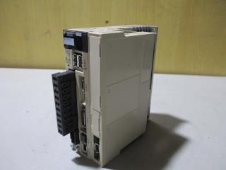  Yaskawa SERVO PACK SGDV-1R6A11B ܥѥå 200W