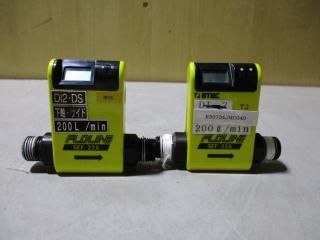  HORIBA  Mass flow meter SEF-22A 2
