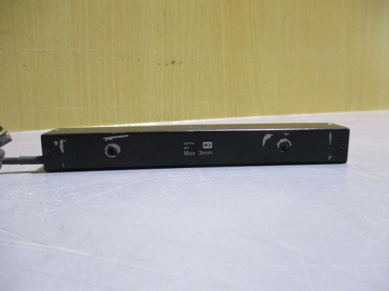 中古 Keyence 画像処理用LED照明 白色バー CA-DBW13 2個 - growdesystem