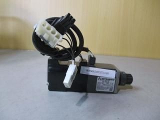 MITSUBISHI HC-PQ13B SERVO MOTOR 105V 0.9A 