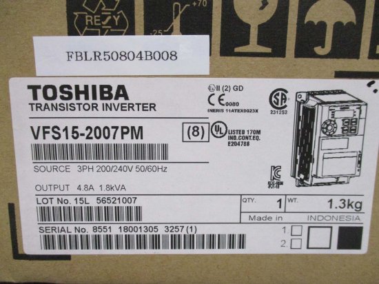 新古 TOSHIBA 東芝 VFS15-2007PM 0.75KW-1.8kVA-1HP インバーター 200V