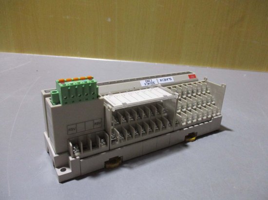 中古OMRON DRT2-ID16TA リモートI/Oターミナル（３段端子台タイプ）２個 24VDC - growdesystem