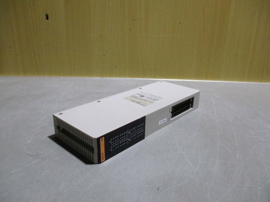 中古 OMRON C500-ID219 3G2A5-ID219 INPUT UNIT トランジスタ入力