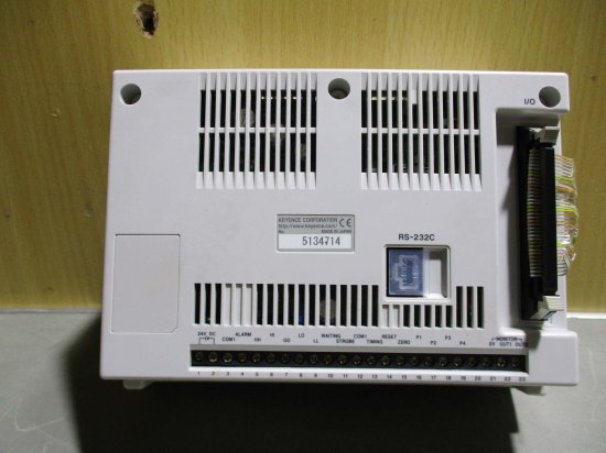 中古 KEYENCE HIGH-ACCURACY CCD MICROMETER LS-7000 デジタル寸法測定 