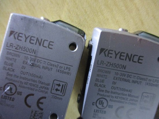 中古 KEYENCE LR-ZH500N 内蔵アンプCMOSレーザーセン 2個 - growdesystem