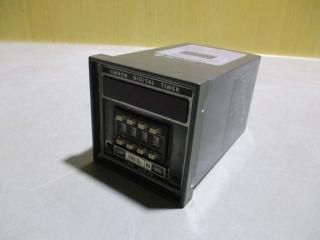  OMRON H5A-4D Multiple Function DIN-Sized Digital Quartz Timer Module