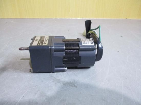 中古 Oriental Motor OIK3GK-B3 Motor With Gear Head OGK18K - growdesystem