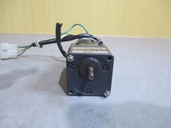 中古 Oriental Motor OIK3GK-B3 Motor With Gear Head OGK18K - growdesystem