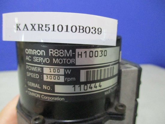 中古 Omron R88M-H10030 AC Servo Motor 100W 3000rpm - growdesystem