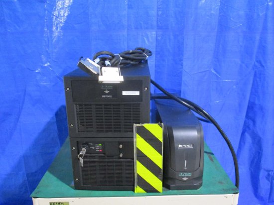 中古 Keyence 3-Axis CO2 Laser Marker With Controller MD-S9910A 