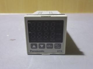  Panasonic KT4  AKT4212100 Multi-Input Temperature Control Controller 