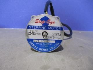  SANYO DENKI STEPPING MOTOR 103H7501-7011 0.75A