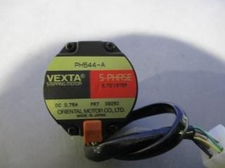  ORIENTAL MOTOR STEPPING MOTOR 5-PHASE PH544-A