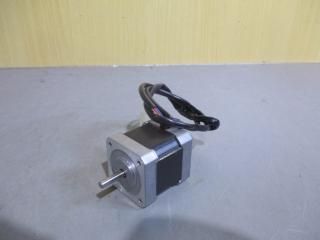  ORIENTAL MOTOR VEXTA STEPPING MOTOR PK545-NB ƥåԥ󥰥⡼ DC 0.75A