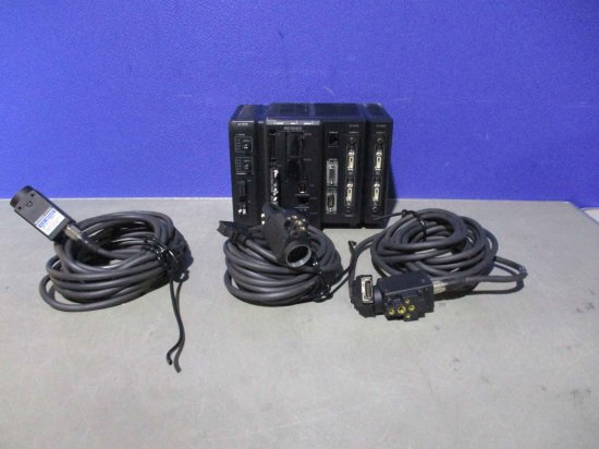 中古 KEYENC CA-DC21E/XG-H035M*3/XG-8500 System CAMERA-2/CA-E800 CAMERA-