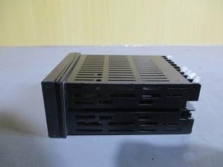  OMRON  E5EK-AA2F  AC/DC24V ŻҲĴ