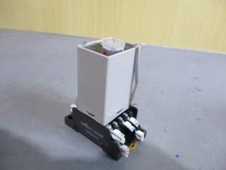  OMRON TEMPERATURE CONTROLLER E5L-A3 Ĵ
