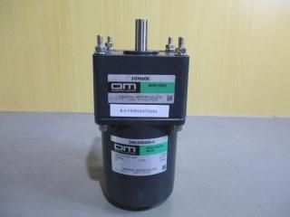  ORIENTAL MOTOR SPEED CONTROL MOTOR 5RK40RGN-C/GEAR HEAD 5GN60K