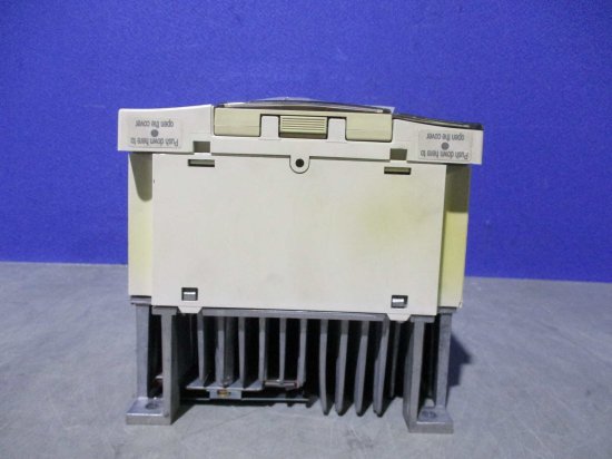 中古 MITSUBISHI FREQROL-A500 INVERTER FR-A520-2.2K インバータ 2.2kW - growdesystem