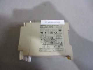  OMRON SAFETY RELAY G9SA-321-T075  24VAC/DC