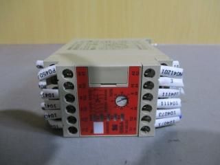  OMRON SAFETY RELAY G9SA-321-T075  24VAC/DC 