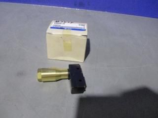  OMRON Z-15GQ-AE Ѵܥå / VR3200-01