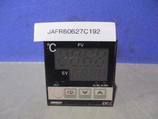 OMRON TEMPERATURE CONTROLLER E5CJ-Q2 Ĵ