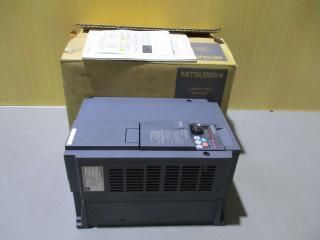  MITSUBISHI INVERTER FR-E720-5.5K  С  200-240V  5.5KW̡