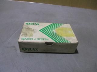 SUNX VF-M10T ( VF-M10DT & VF-M10P ) Photoelectric sensor