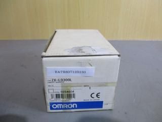 Omron ZX-LD300L Sensor
