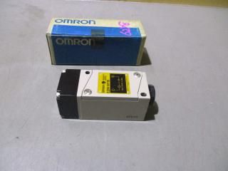   Omron E2M-NY10 ܥå 