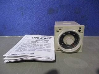  OMRON H3CR-A8E Timer Relay