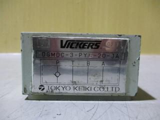  Vickers Tokyo Keiki DGMDC-3-PYL-20-JA  Directional Control Valve
