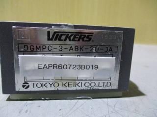  Vickers Tokyo Keiki DGMPC-3-ABK-20-JA Directional Control Valve