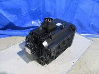  Yaskawa Electric SGMRS-55A2A-YR22 AC Servo Motor 